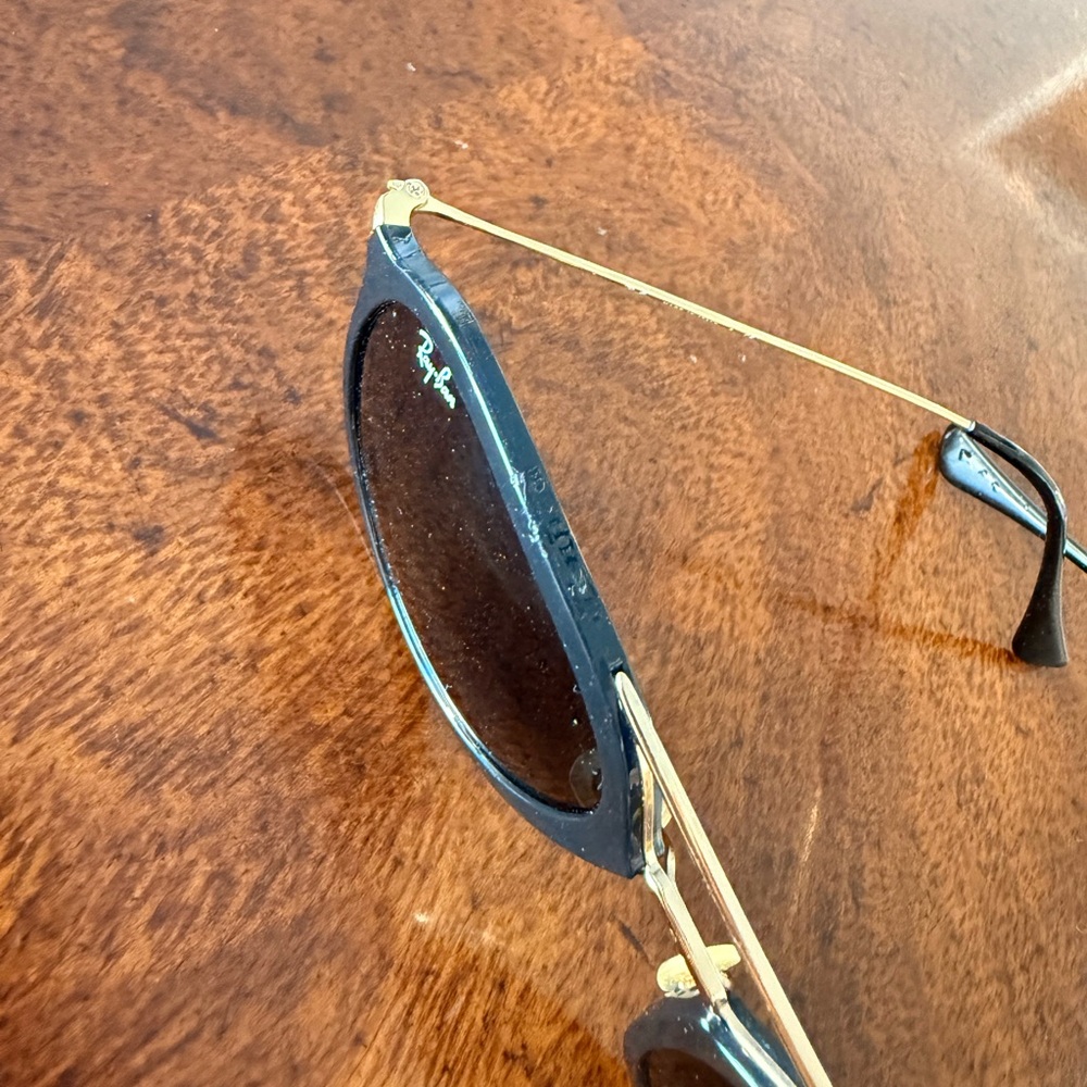 Ray-Ban Women's Black Frame with Gradient Smoke Lenses Sunglasses 4292N - Picture 5 of 6